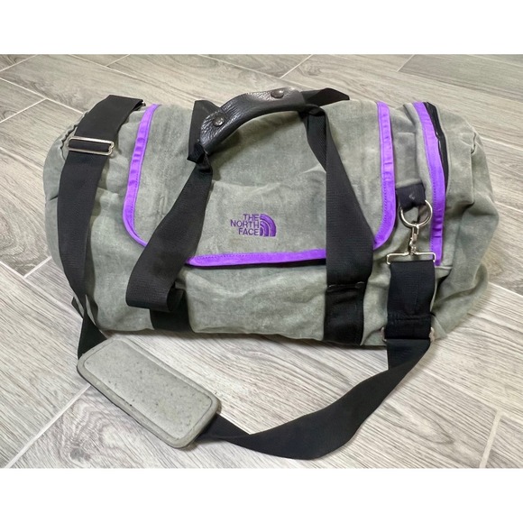 The North Face Duffel Bag Gray Canvas PURPLE Label Trim Travel Carry On Shoulder - Picture 1 of 12
